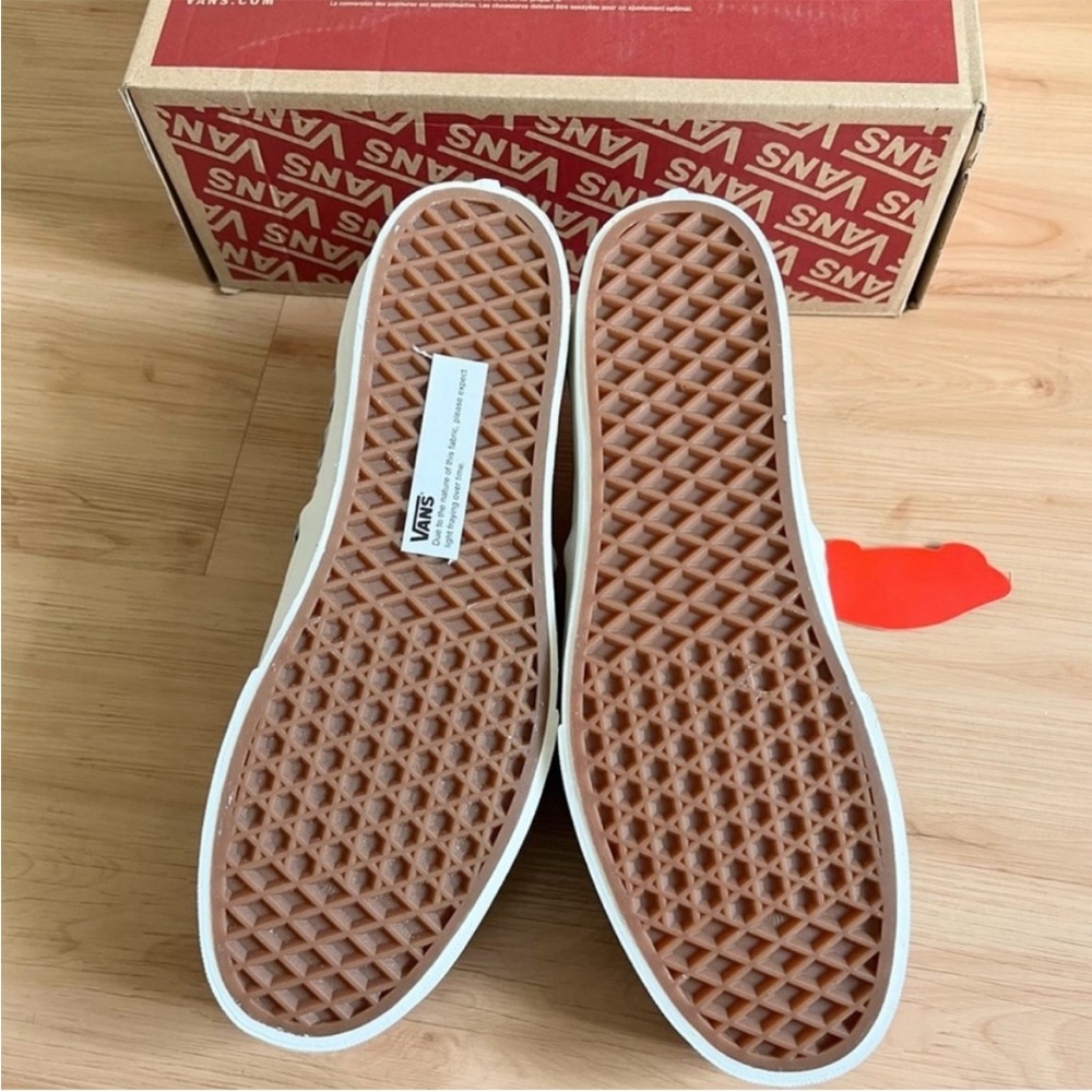 Vans Women's Authentic Stackform
Track Platform S… - image 9